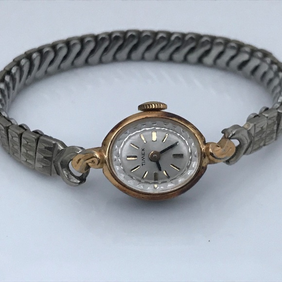 Timex Accessories - Vintage Timex Ladies Watch Hand Winding Expandable
